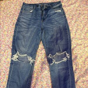 American eagle mom jeans